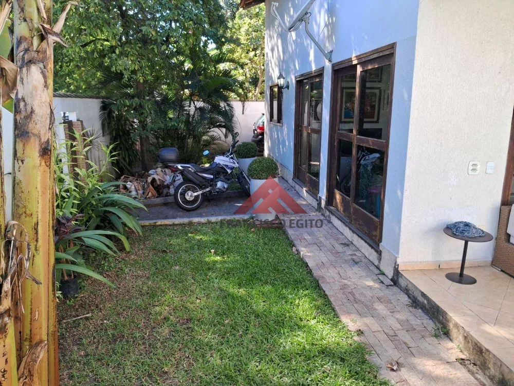 Casa, 3 quartos, 247 m² - Foto 9