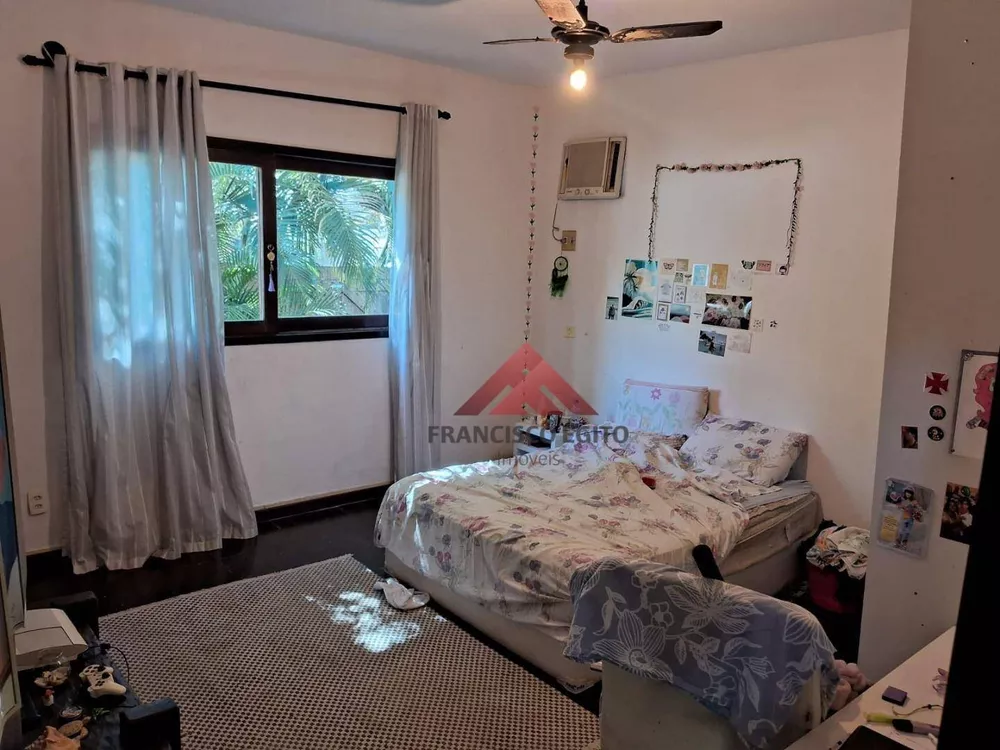 Casa, 3 quartos, 247 m² - Foto 11