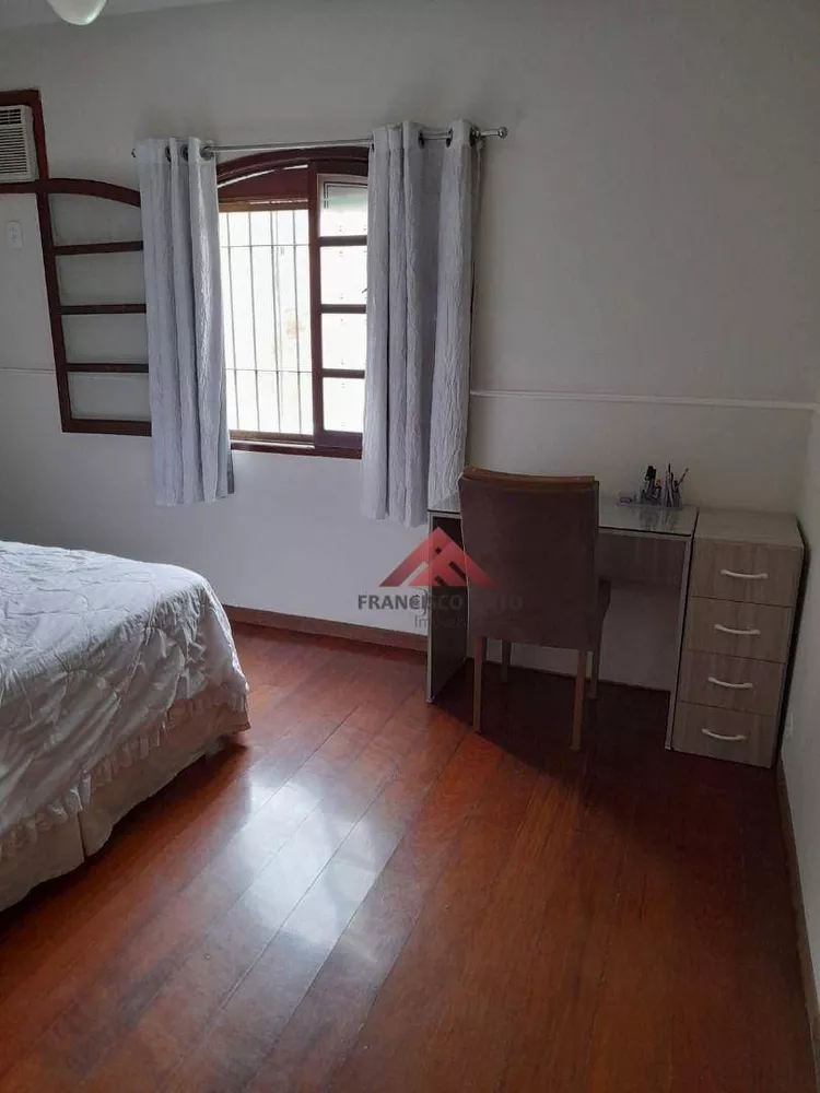 Casa, 6 quartos, 300 m² - Foto 15