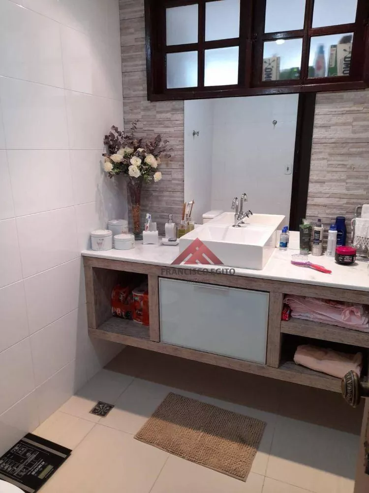 Casa, 6 quartos, 300 m² - Foto 20