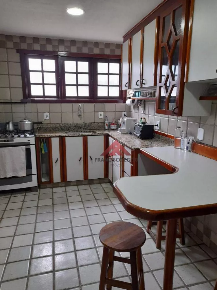 Casa, 6 quartos, 300 m² - Foto 33