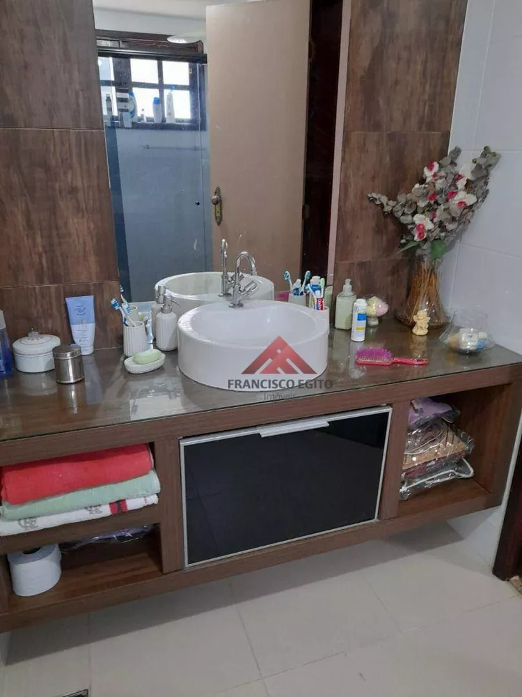 Casa, 6 quartos, 300 m² - Foto 3