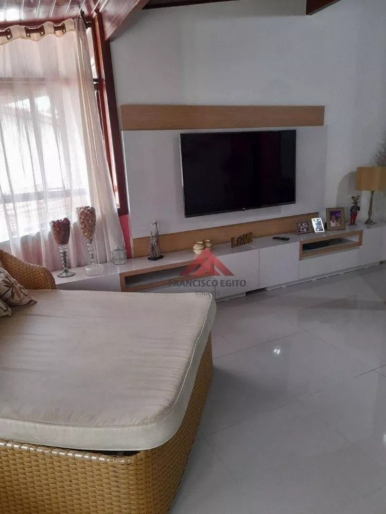 Casa, 6 quartos, 300 m² - Foto 5