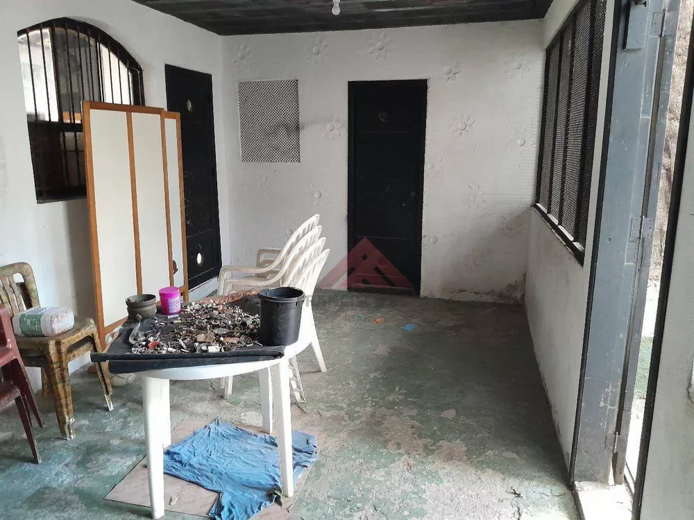 Casa, 5 quartos, 246 m² - Foto 2