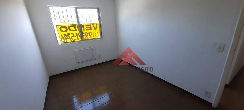 Apartamento à venda com 2 quartos, 60m² - Foto 4