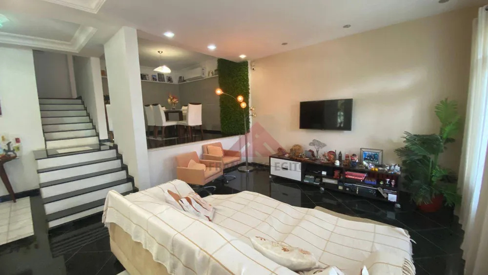 Casa, 4 quartos, 320 m² - Foto 28