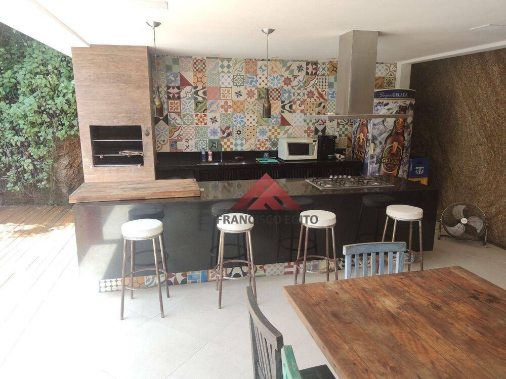 Casa, 4 quartos, 320 m² - Foto 27