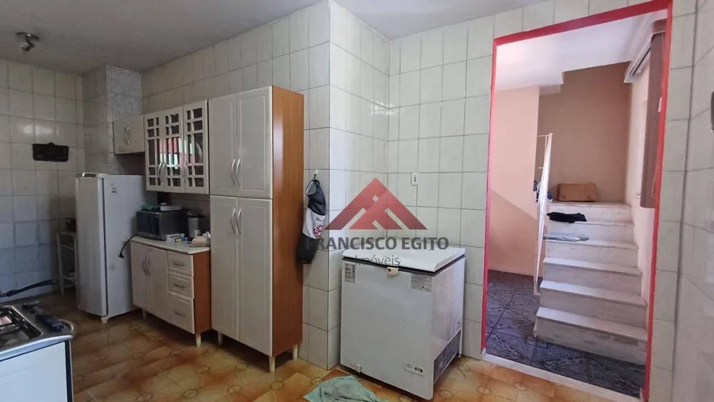 Casa, 4 quartos, 200 m² - Foto 12