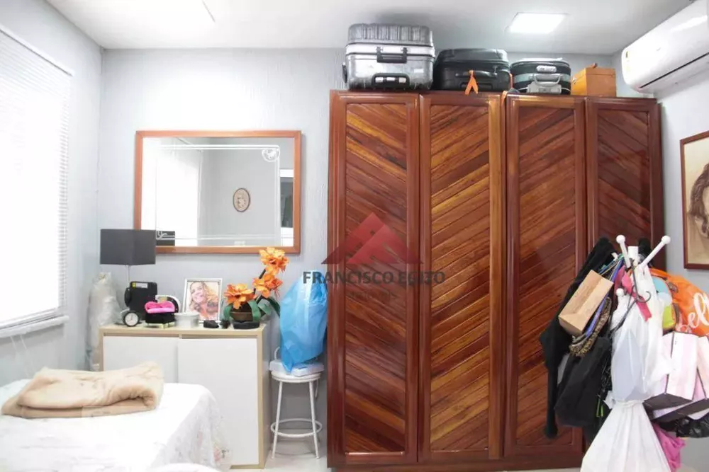 Casa, 4 quartos, 250 m² - Foto 10