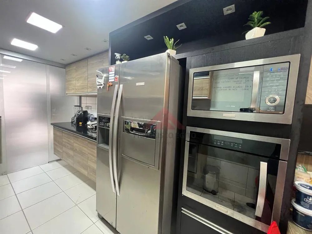 Apartamento, 4 quartos, 187 m² - Foto 1