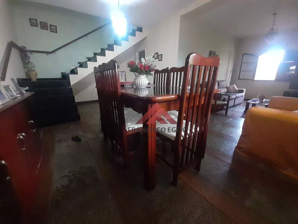 Casa, 4 quartos, 396 m² - Foto 2