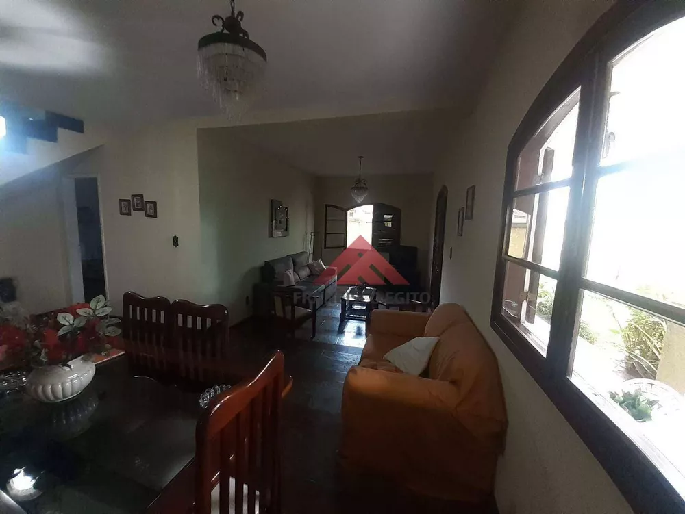 Casa, 4 quartos, 396 m² - Foto 3