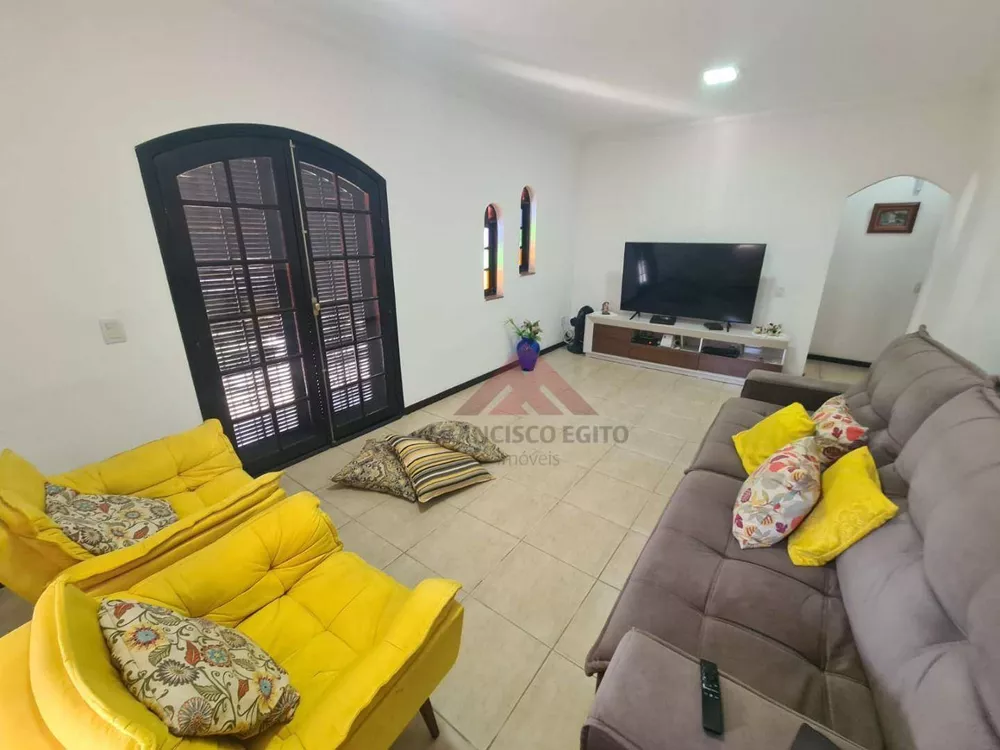 Casa, 3 quartos, 360 m² - Foto 3