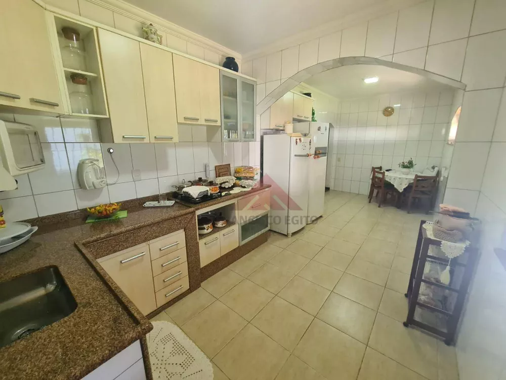 Casa, 3 quartos, 360 m² - Foto 13