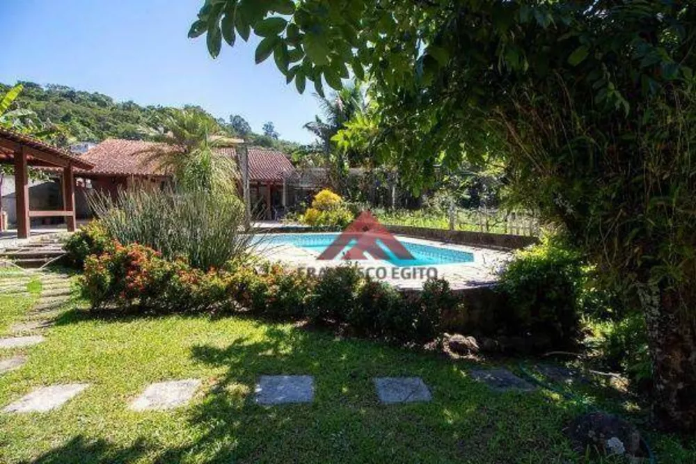 Casa, 3 quartos, 196 m² - Foto 4