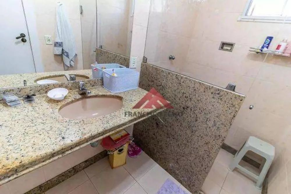 Casa, 3 quartos, 196 m² - Foto 15