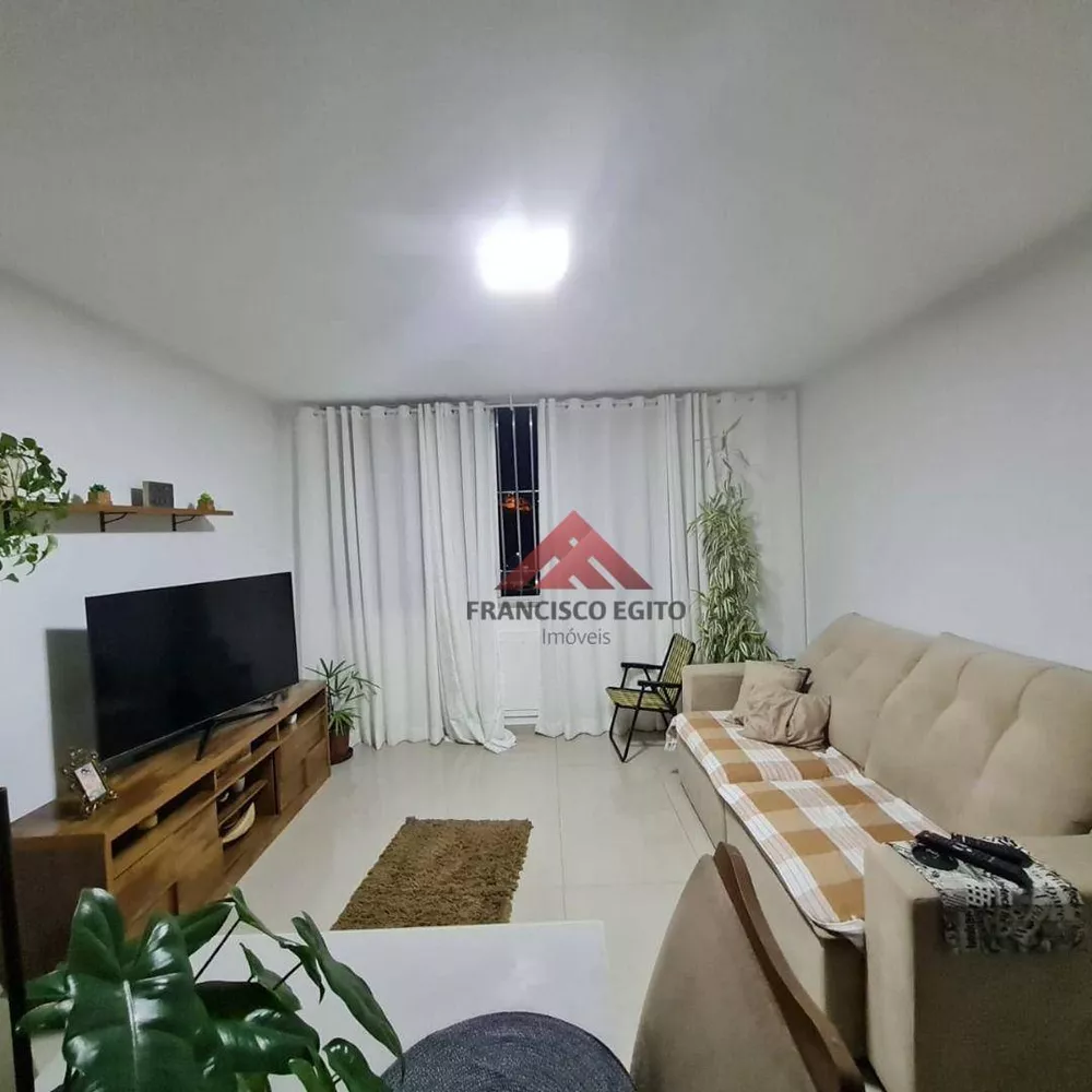 Apartamento à venda com 2 quartos, 80m² - Foto 1