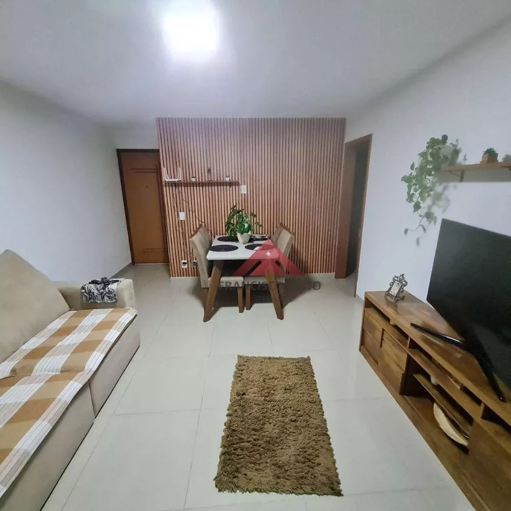 Apartamento à venda com 2 quartos, 80m² - Foto 2