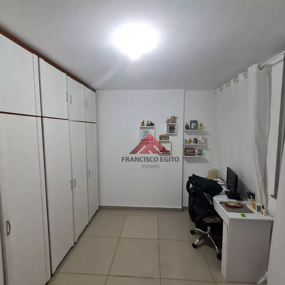 Apartamento à venda com 2 quartos, 80m² - Foto 3