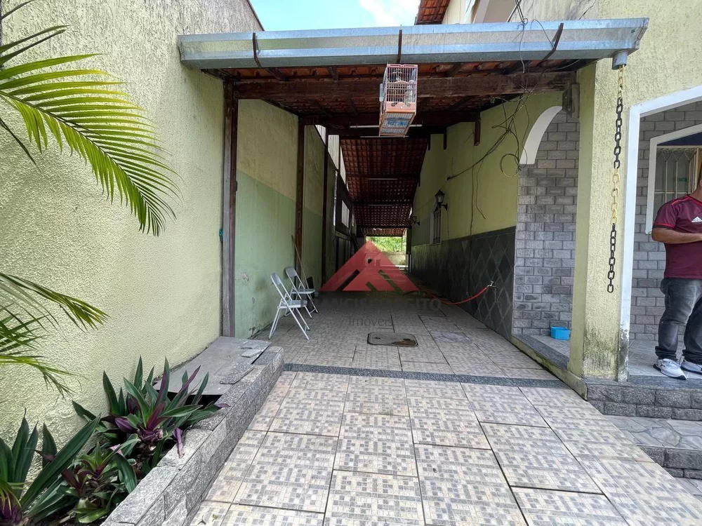 Casa à venda com 3 quartos, 255M2 - Foto 3