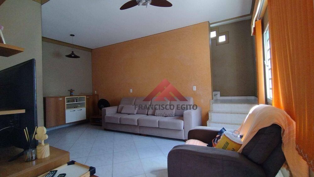 Casa, 3 quartos, 150 m² - Foto 2