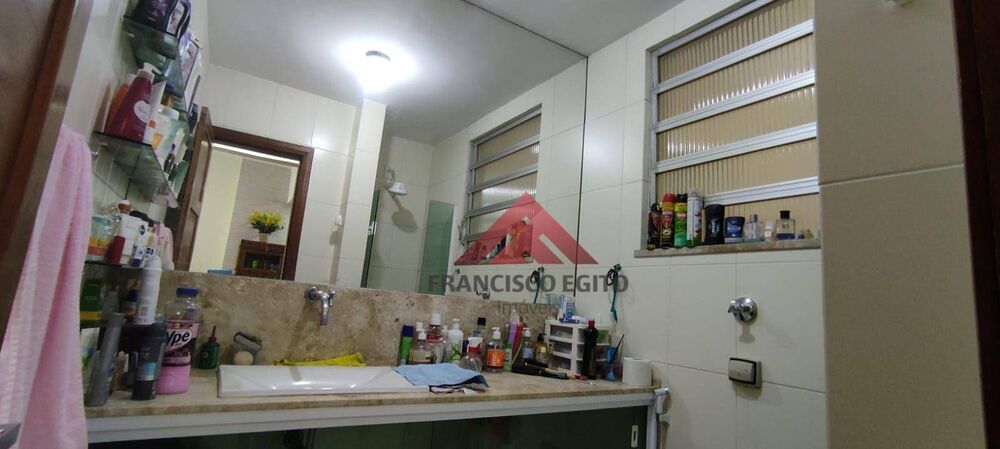 Apartamento à venda com 2 quartos, 75m² - Foto 3