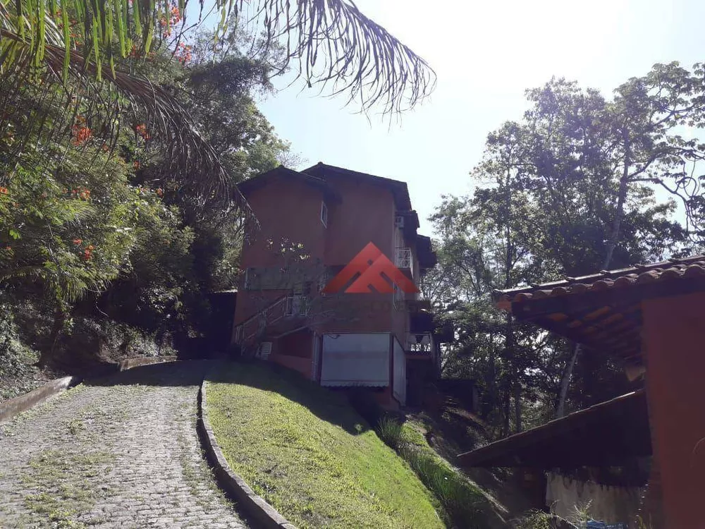 Casa, 4 quartos, 230 m² - Foto 33