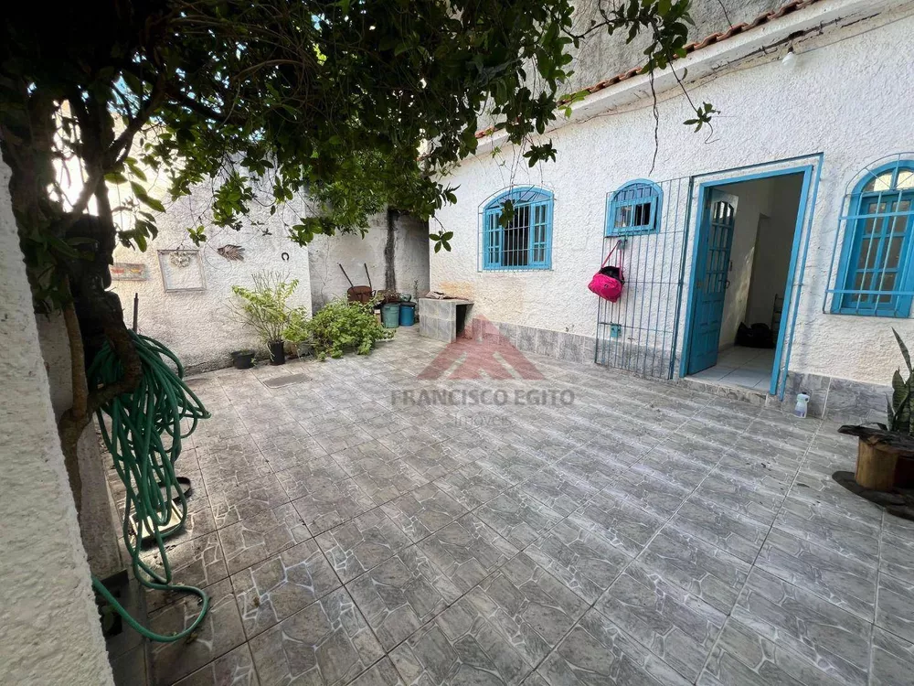 Casa, 3 quartos, 210 m² - Foto 13