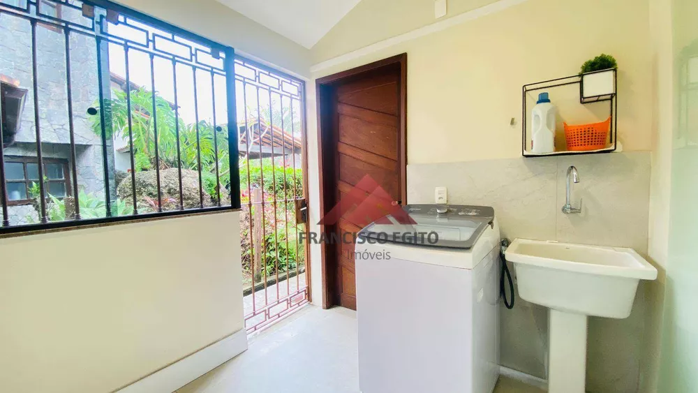 Casa, 3 quartos, 257 m² - Foto 17