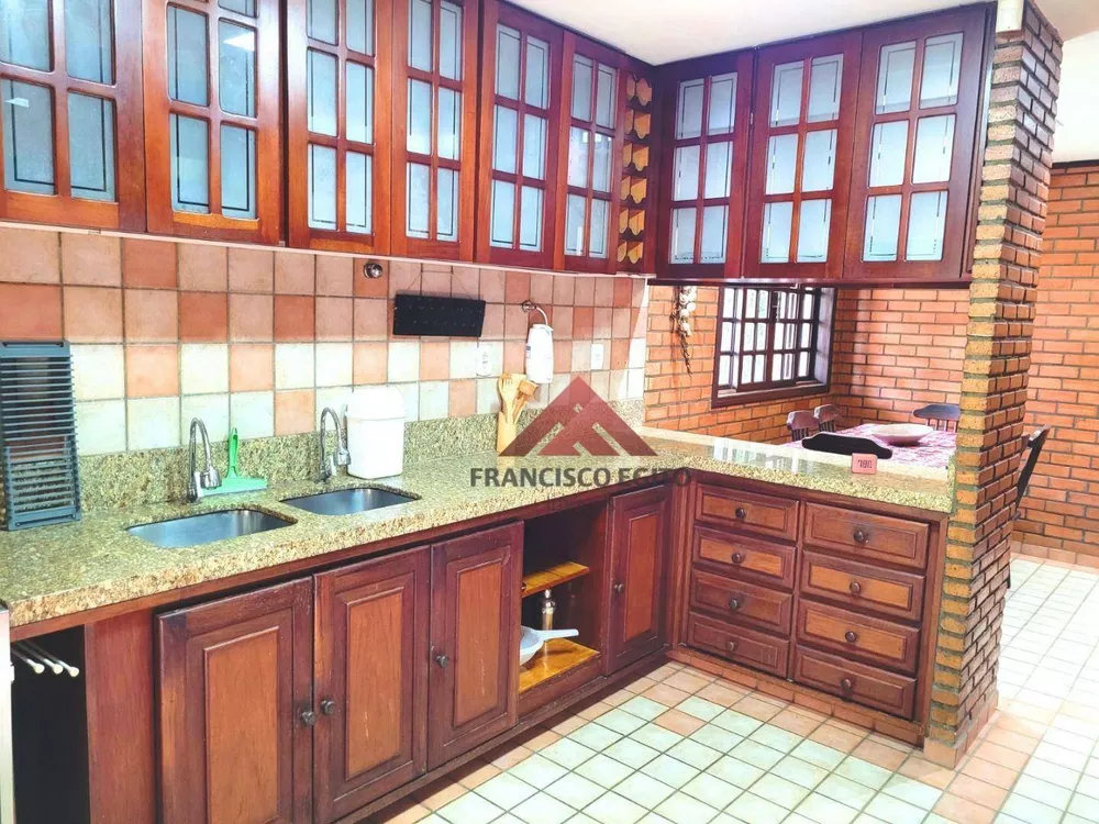 Casa, 3 quartos, 300 m² - Foto 12
