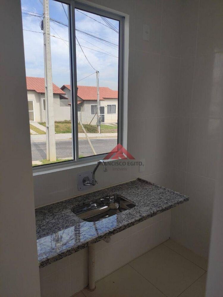 Casa de Condomínio à venda e aluguel com 2 quartos, 45m² - Foto 3