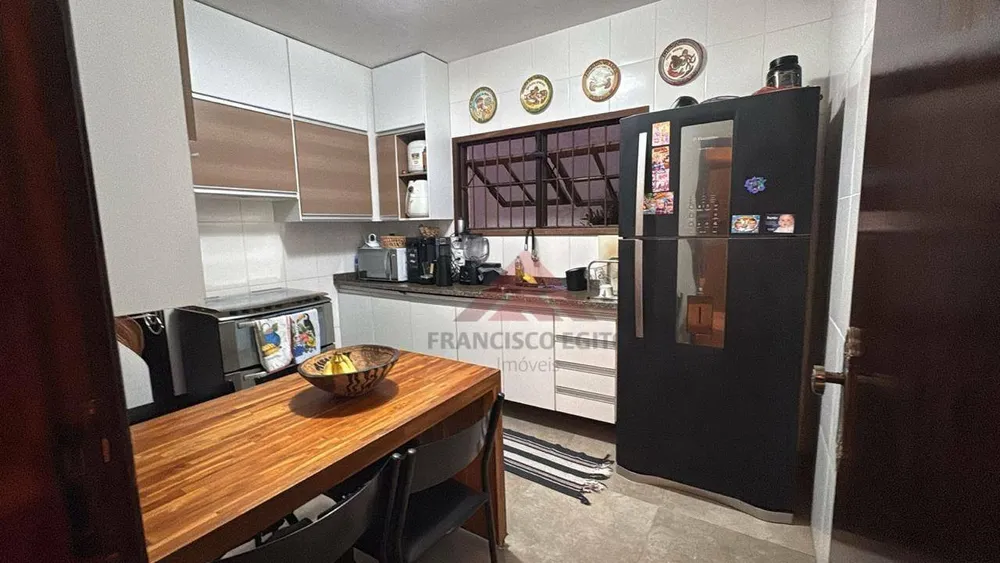 Casa, 3 quartos, 250 m² - Foto 22