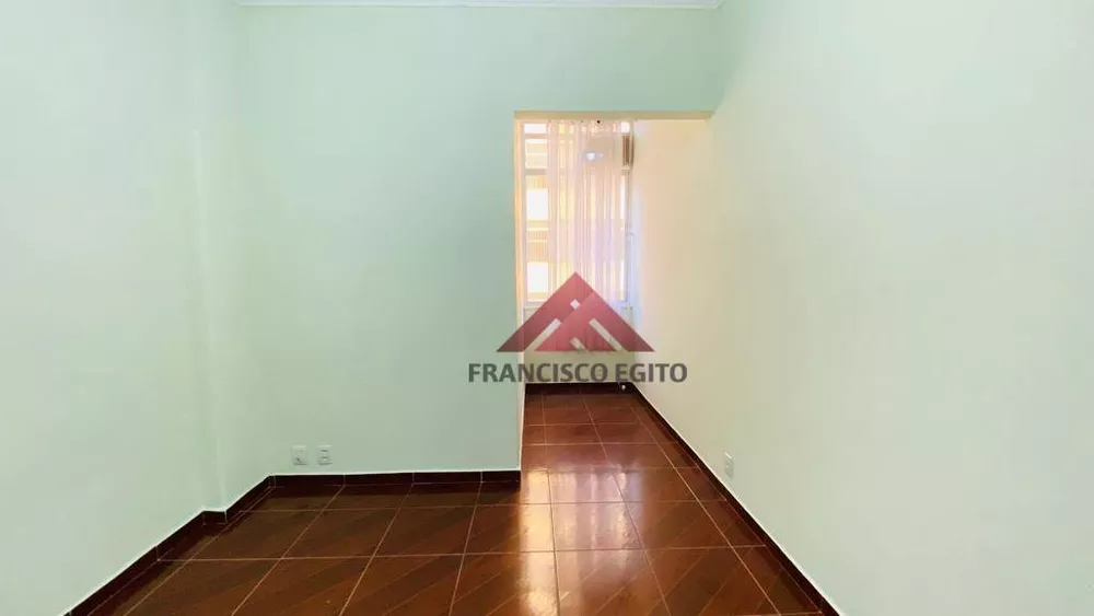 Apartamento à venda com 2 quartos, 75m² - Foto 4