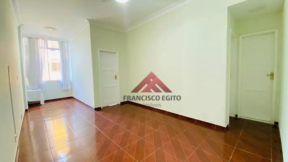 Apartamento à venda com 2 quartos, 75m² - Foto 1