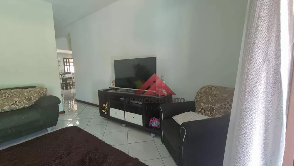 Casa, 3 quartos, 280 m² - Foto 13