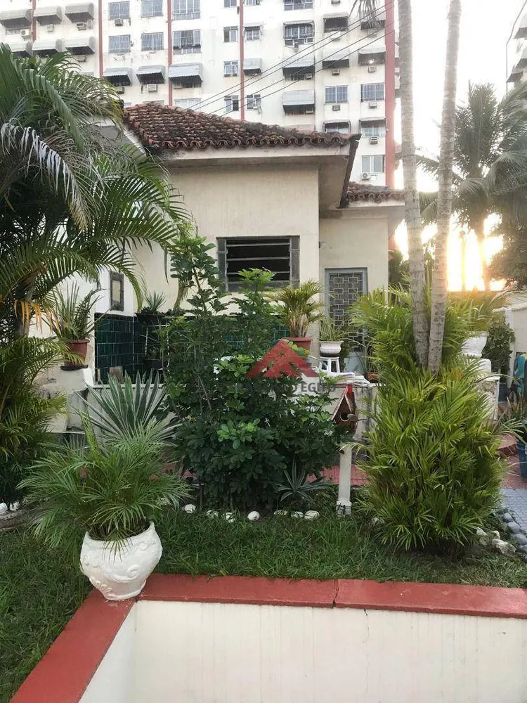 Casa, 4 quartos, 278 m² - Foto 2