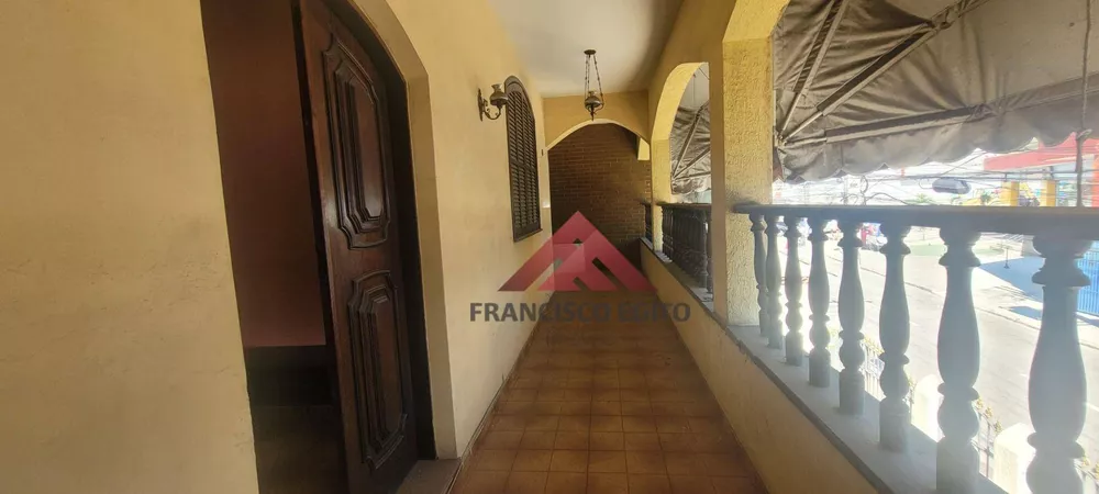 Casa, 4 quartos, 218 m² - Foto 4
