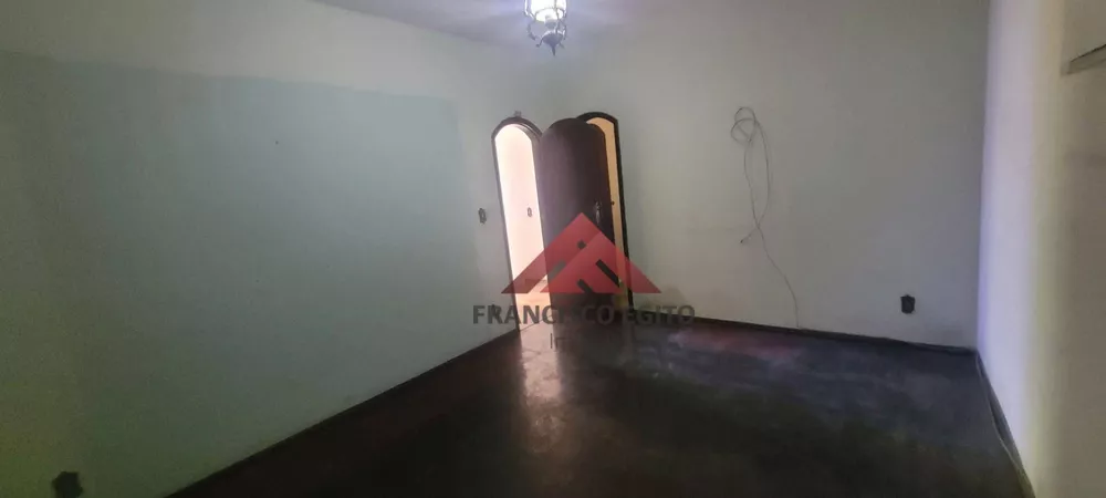 Casa, 4 quartos, 218 m² - Foto 13