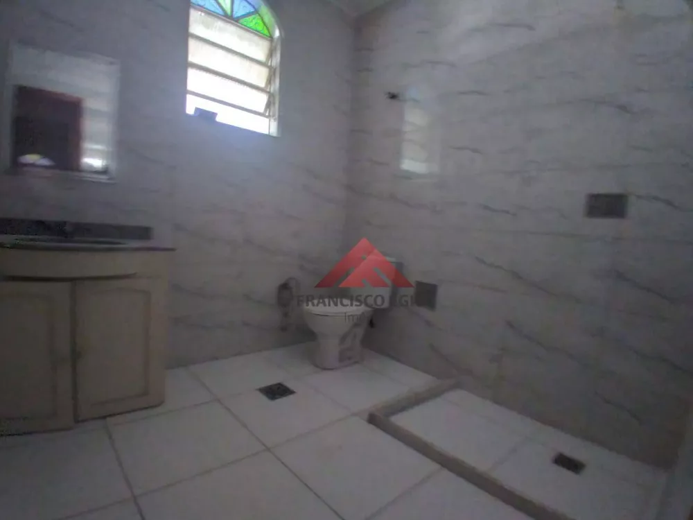 Casa, 5 quartos, 270 m² - Foto 6