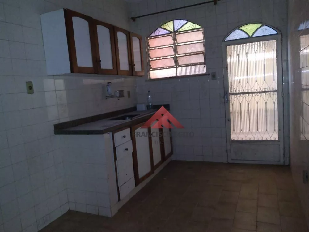 Casa, 5 quartos, 270 m² - Foto 11