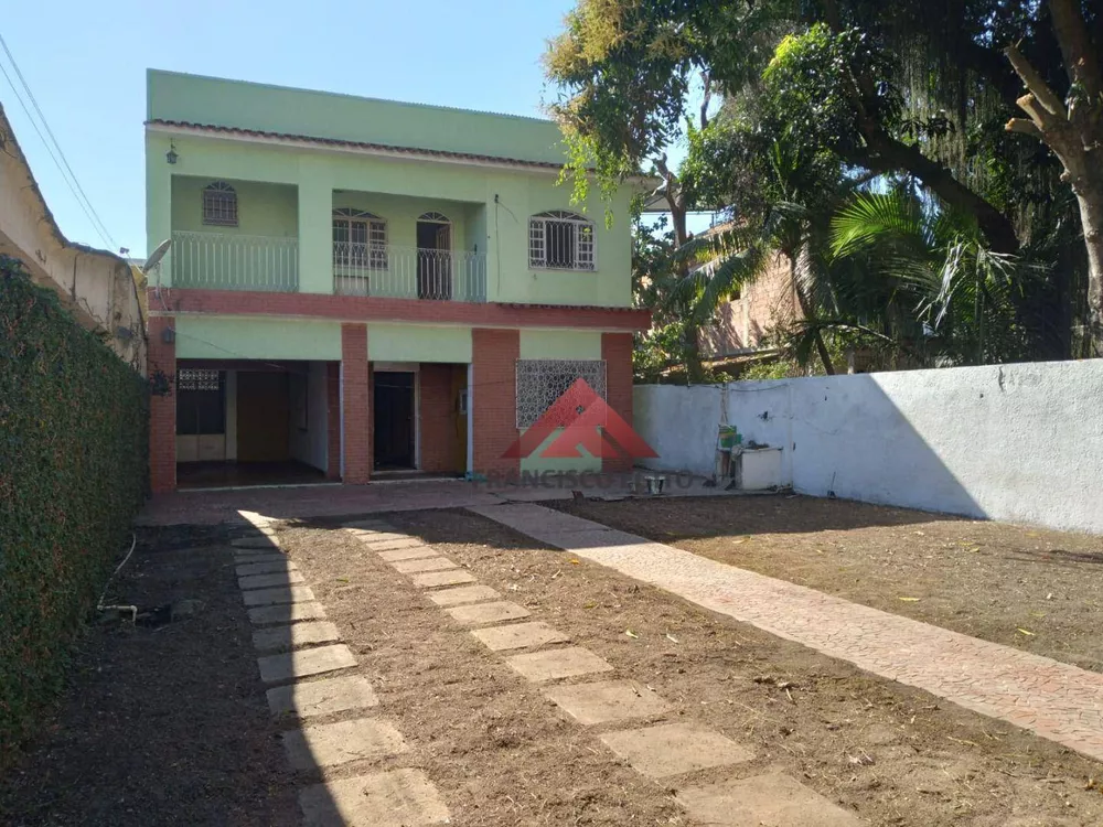 Casa, 5 quartos, 270 m² - Foto 8