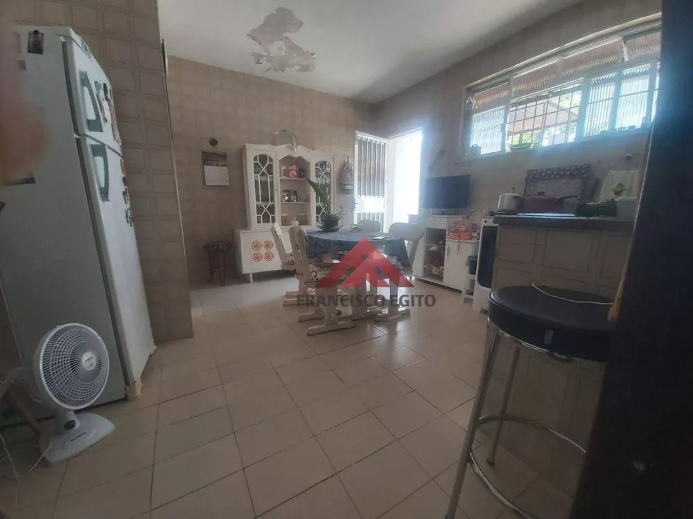 Casa, 2 quartos, 252 m² - Foto 11