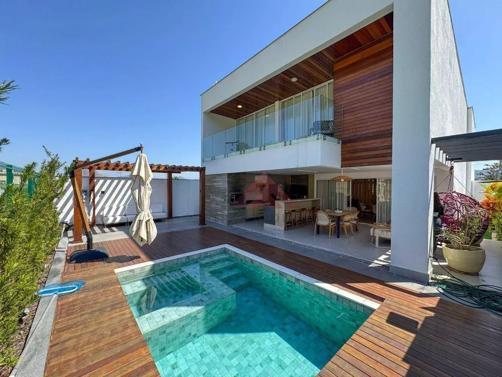 Casa de Condomínio, 4 quartos - Foto 1