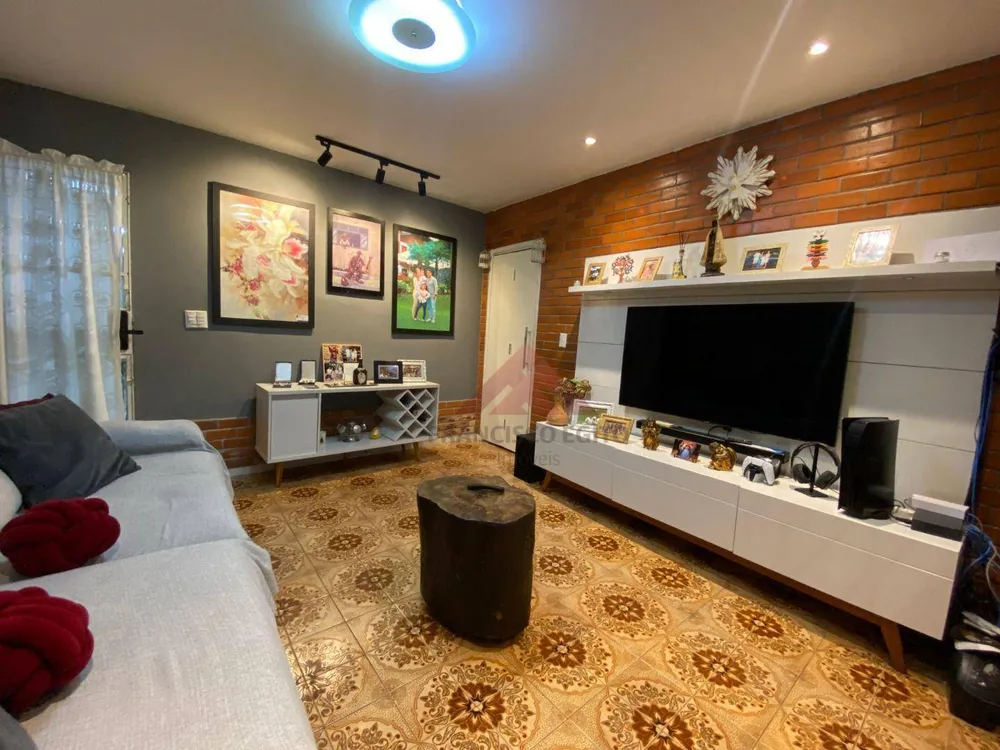 Casa, 3 quartos, 185 m² - Foto 1
