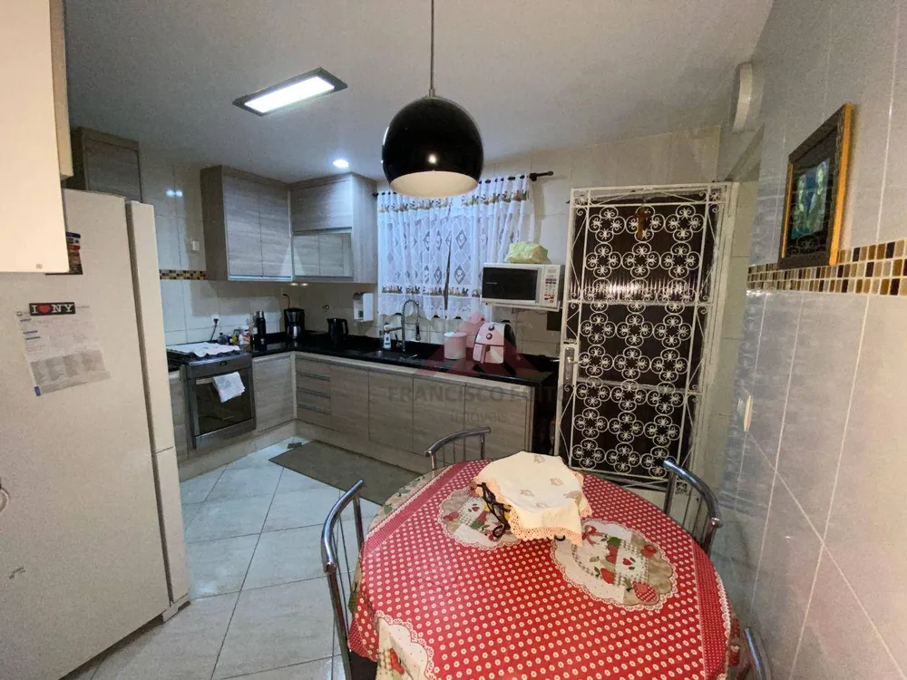 Casa, 3 quartos, 185 m² - Foto 6