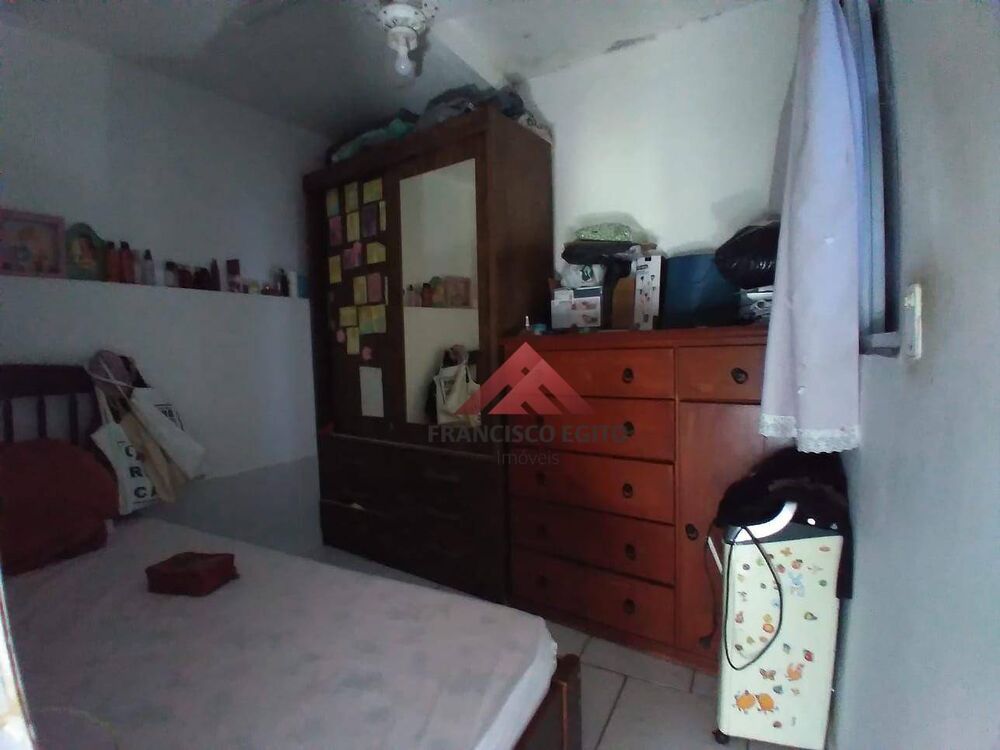 Casa à venda com 2 quartos, 36m² - Foto 3