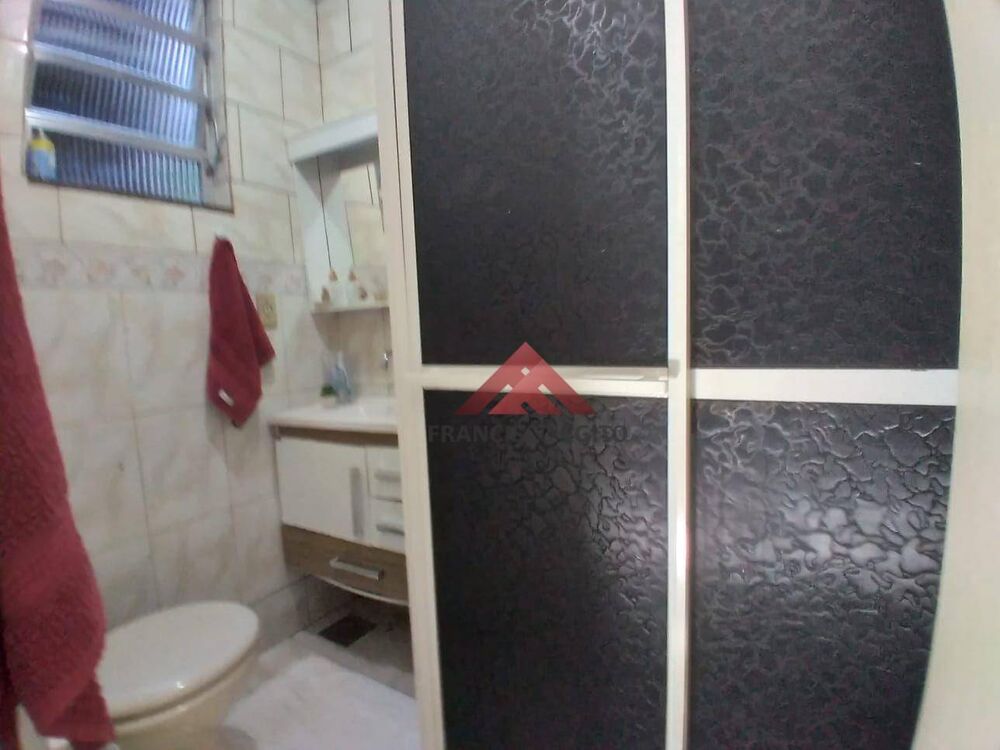 Casa à venda com 2 quartos, 36m² - Foto 4