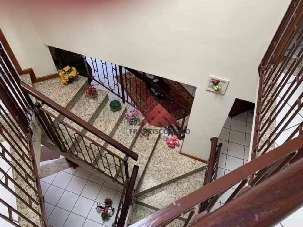 Casa, 4 quartos, 360 m² - Foto 9