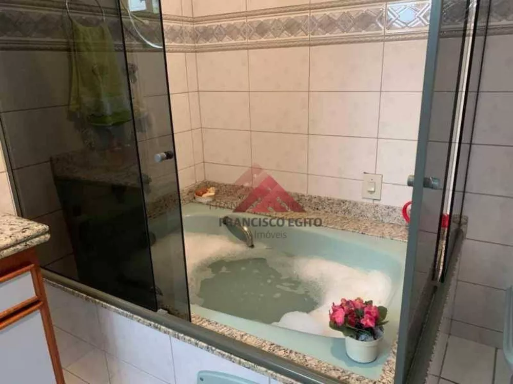 Casa, 4 quartos, 360 m² - Foto 23