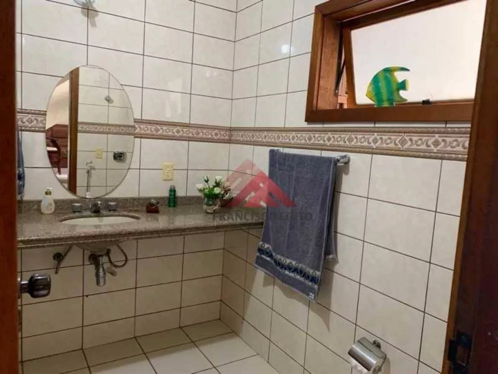 Casa, 4 quartos, 360 m² - Foto 22